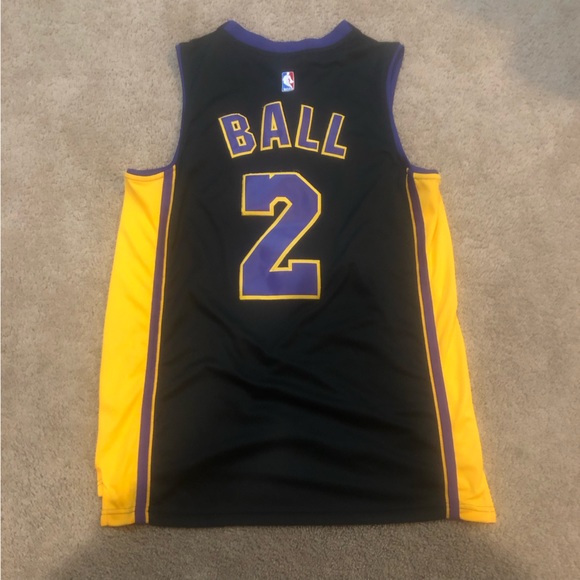 Lonzo Ball Los Angeles Lakers NBA jersey - Picture 2 of 5